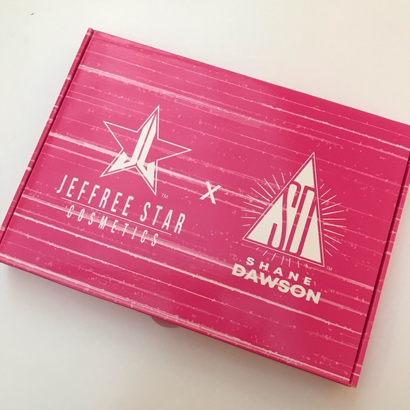 IN HAND SHANE PIG MIRROR - Picture 2 of 5